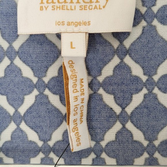 NWT Laundry soft rushed cobalt blue top - Picture 4 of 4